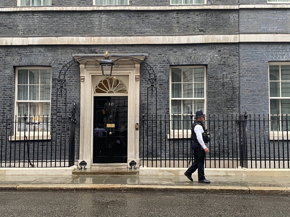 Esperando a que llegue la mudanza 🙄