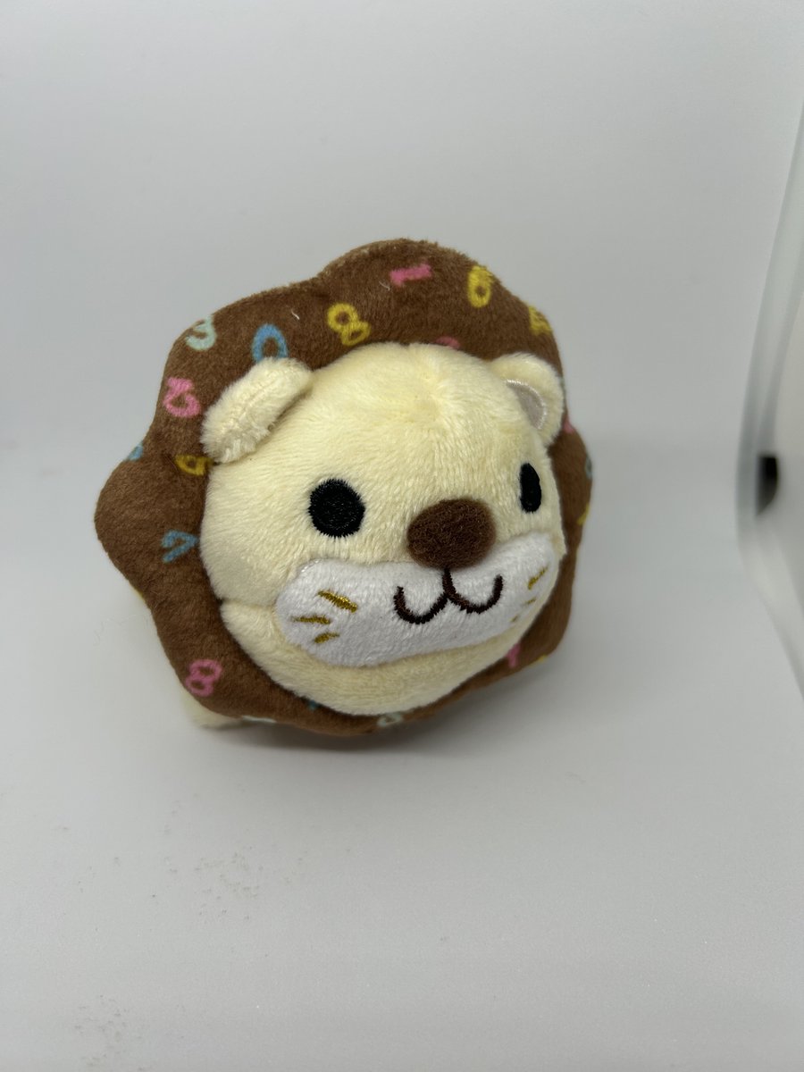 ganji's tweet photo. 簿記ライオンちゃん予想より何倍も可愛い https://t.co/iNDU7DuefF