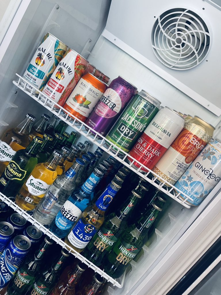 Woza Friday! When it comes to executive experiences we got you covered! Great warm day to Spend by the green.