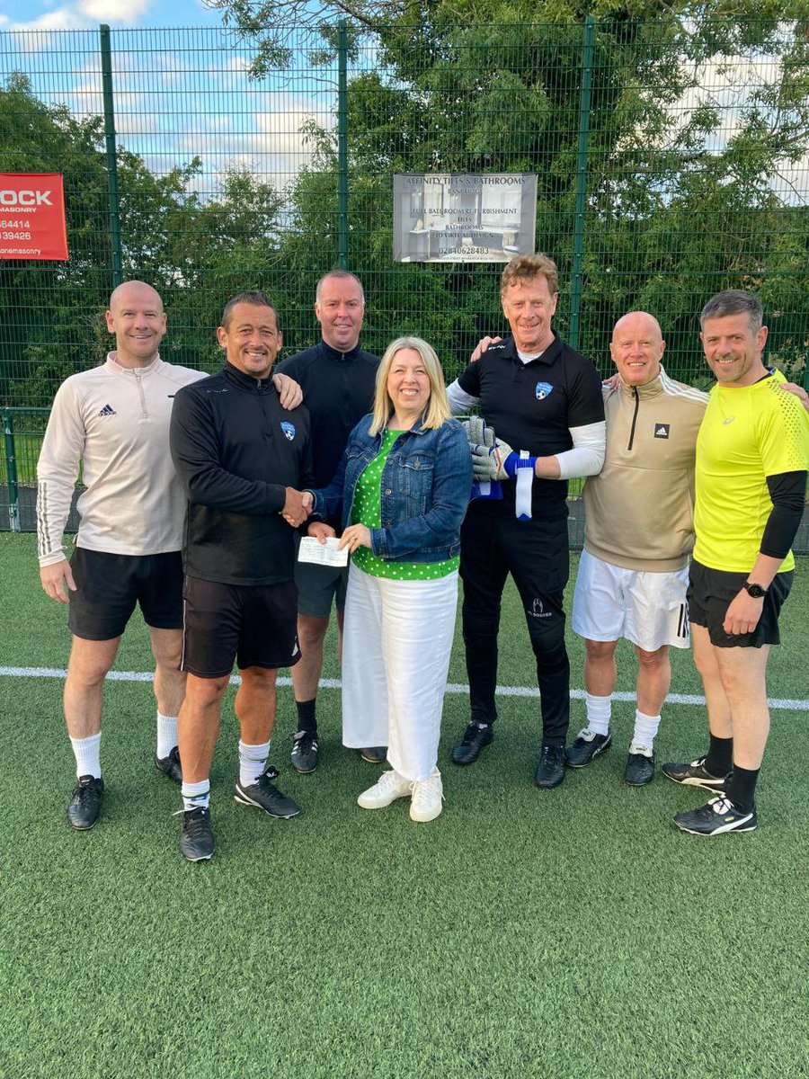 Your support makes real-life differences, and as such we had the pleasure of presenting Jane from J29 Project with a cheque for £700 raised from our FA Cup charity day. Your contributions go to helping our community. Thank you one and all.

bannlegends.club/games/fa-cup-2…