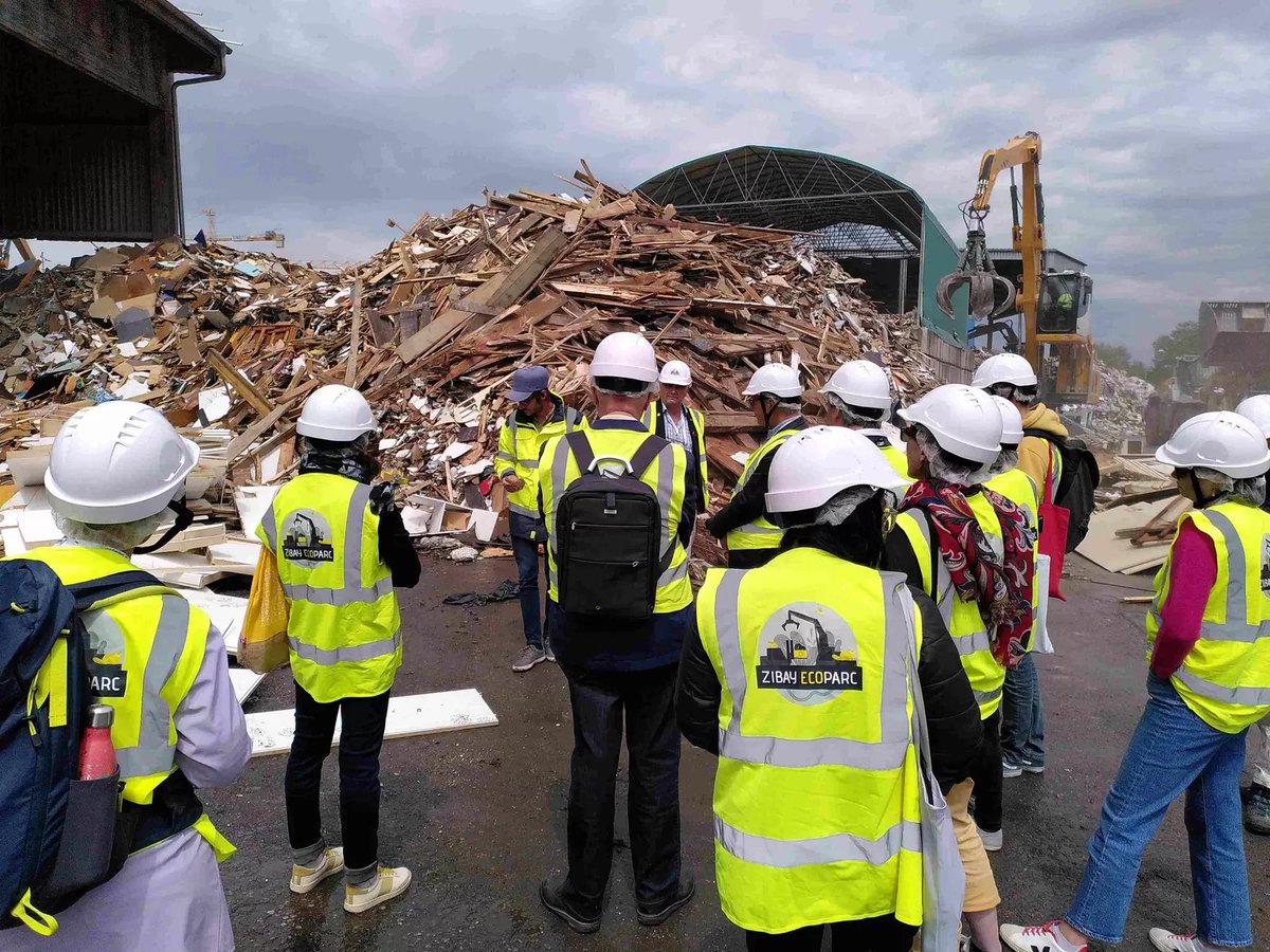 ZIBAY ECOPARC : dernières places entre le 19.08 et le 03.09 dlvr.it/T9BDMc