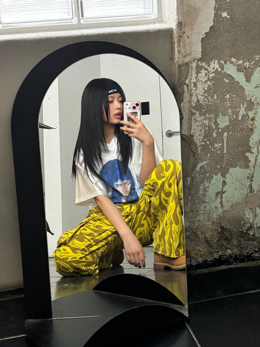[240705] 📞🐰

#뉴진스 #NewJeans #하니 #Hanni