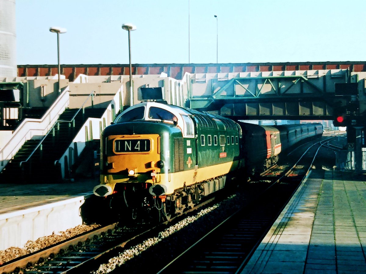 Invermuir's tweet photo. Last time Labour were in power you could get a deltic from Manchester Victoria to Preston on a service train. 29.11.98 #tmrguk #deltics https://t.co/cj9ScQ4h29