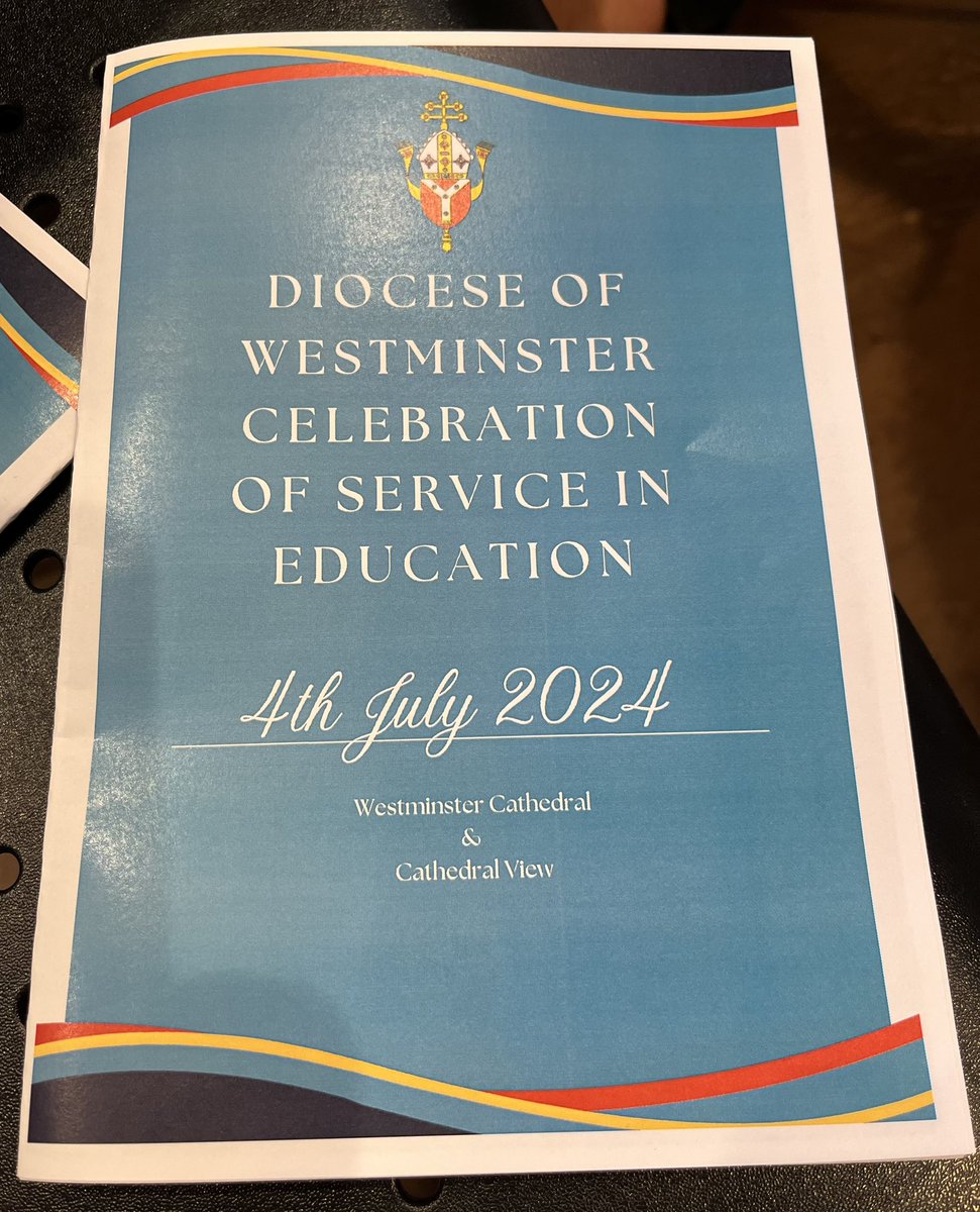 STMM20's tweet image. Celebrating the wonderful Mrs Wood’s 49 years of dedicated service @STMM20 the retirement celebrations have begun 🎉🍾Thanks to @DOW_Ed_Service for a lovely evening x