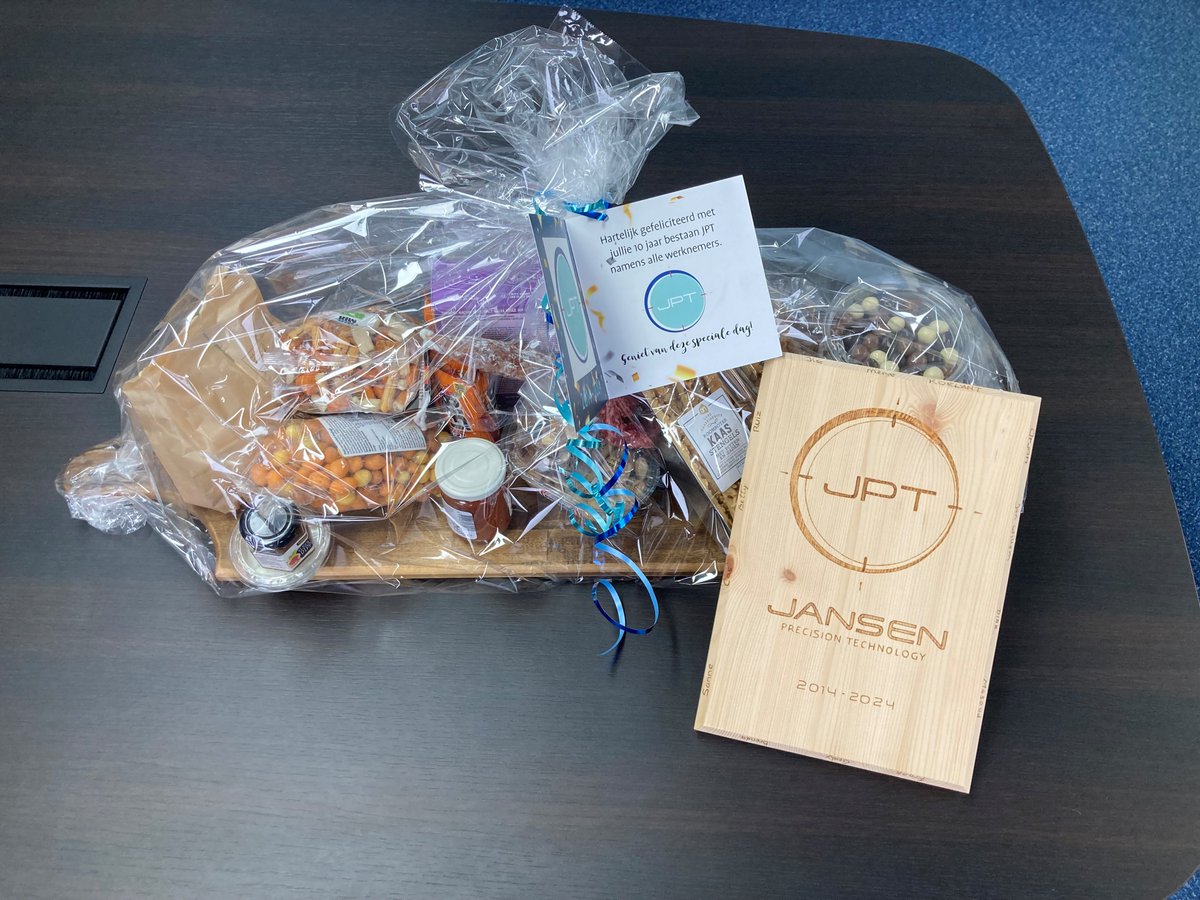 This month marks the 10-year anniversary of Mark Jansen being the owner of Jansen Precision Technology. A nice surprise fromt the great team. #proud