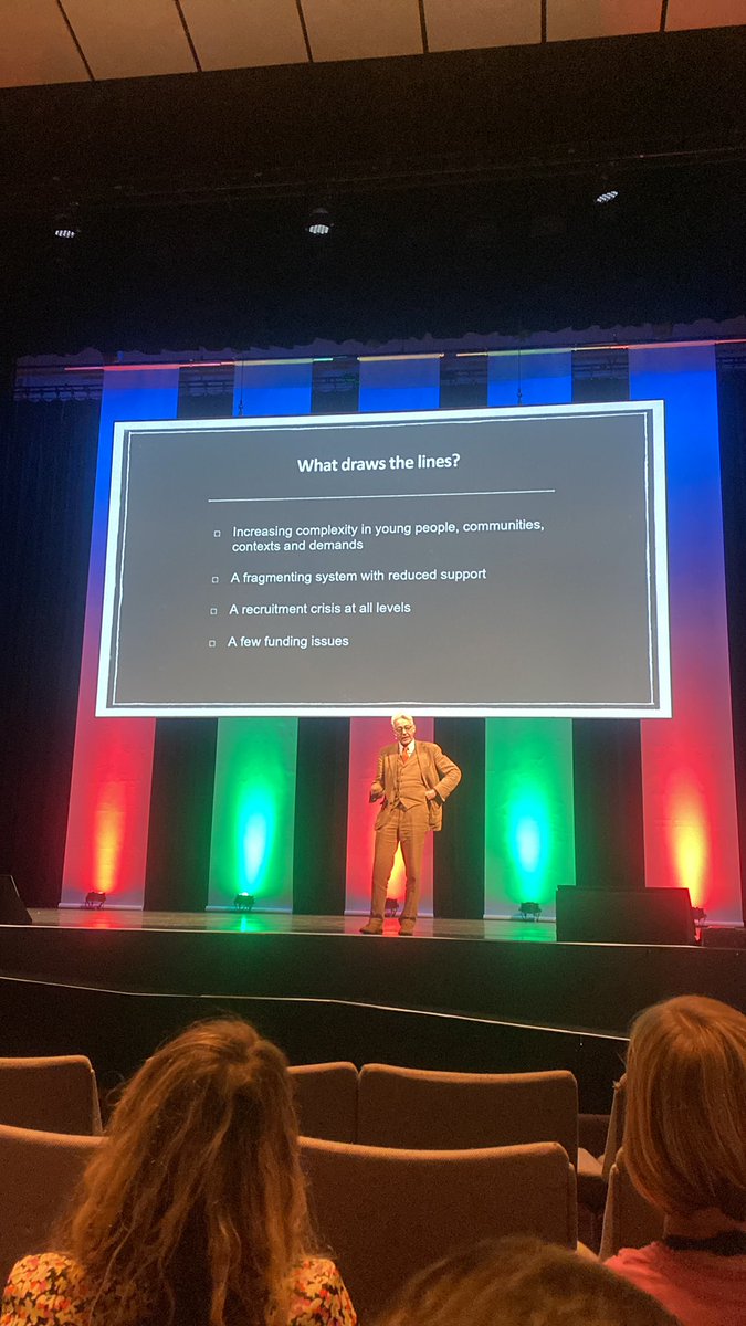 MrACalvert's tweet photo. @realdcameron a brilliant performance @redkitealliance #redkite7 https://t.co/tkKl71fEUh