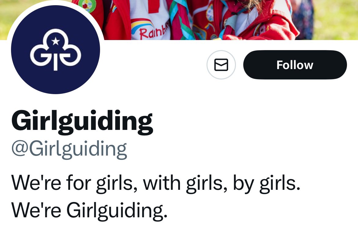 bagpuss34's tweet photo. @Girlguiding for the girls, with the girls, by the girls? REALLY??! #SaveFoxlease #TellUsWhy?  I didn’t hear any of the girls asking you to sell Foxlease! 
#notmygirlguiding https://t.co/mAyPMqTK6j