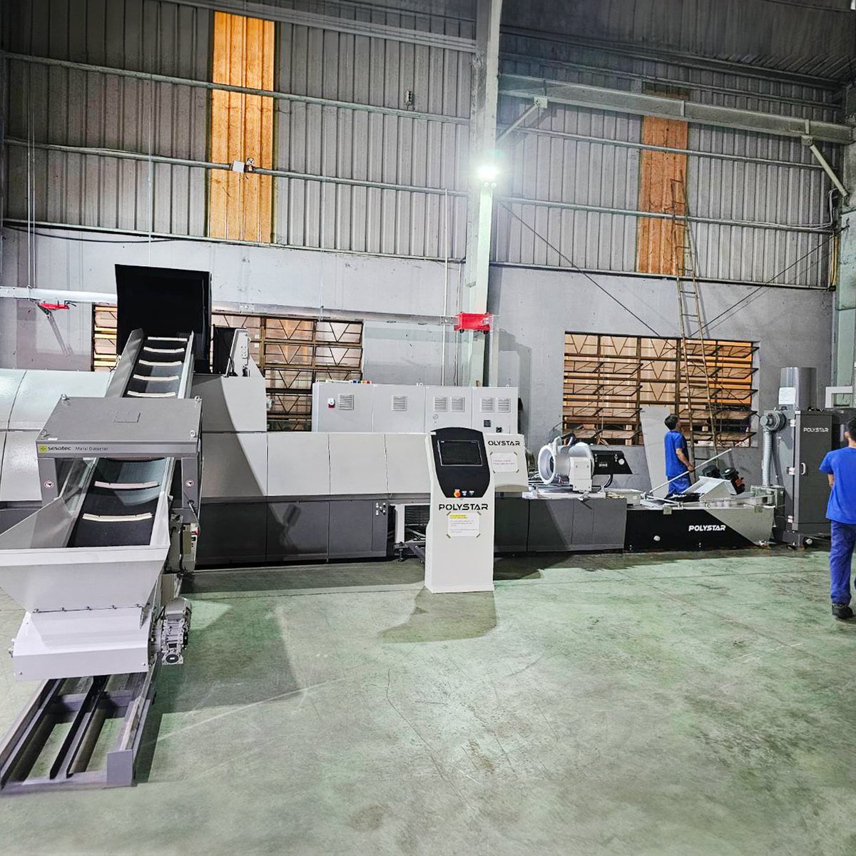 Polystar_TW's tweet photo. Last month, we installed two Shredder Plastic Pelletizers in #Vietnam and #Thailand!

The processed materials include slightly printed PE film, CPP/BOPP film, stretch film, fishnet, and PE/PP ropes. This diversity demonstrates the versatility of our Shredder Plastic Pelletizer. https://t.co/l6HxUZSuLo
