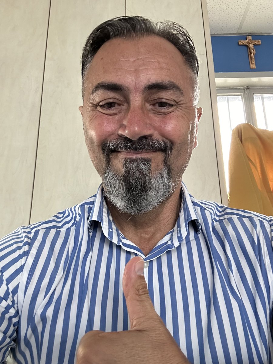 xandercage10's tweet photo. Sorridere migliora la vita https://t.co/kfMpPPlRtV