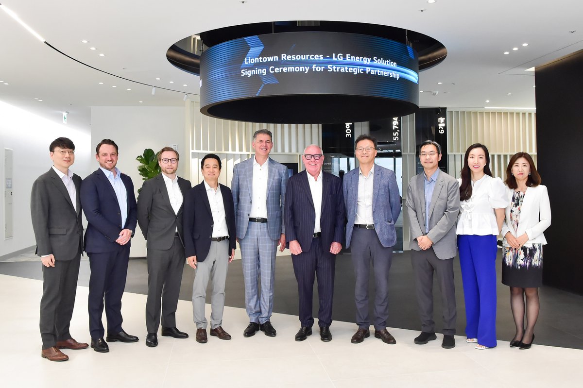 FocusOtt's tweet photo. A great couple of days with the @LG_ensol team in #Korea. Excited for this strategic partnership and the opportunity it presents for @LiontownRes’s future and the global #lithium market.
$LTR #criticalminerals https://t.co/18KoL4HyEe