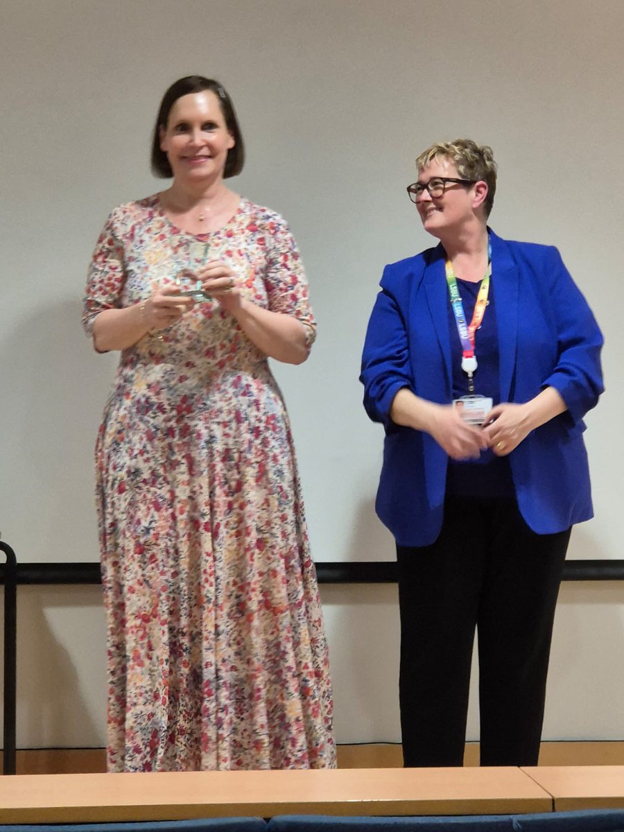 Alexandra tweet media