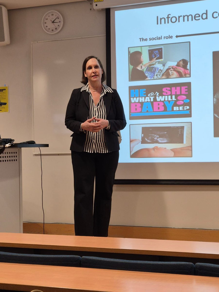 Alexandra tweet media