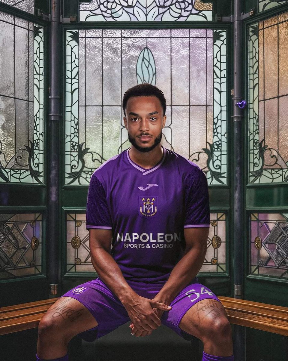 Les maillots domicile/extérieur du <a href="/rscanderlecht/">RSC Anderlecht</a> ont été dévoilés.
<a href="/ProLeagueBE/">Pro League</a>