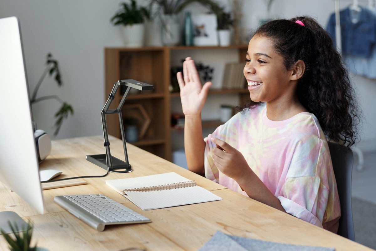 NETUMAIDC's tweet image. #MarketInsight
Digital workflows have boosted Document Camera demand. They reduce paper clutter, improve data access, and streamline operations. Essential in modern settings, they are popular with startups, corporations, schools, and healthcare providers. #NETUM #DocumentCamera