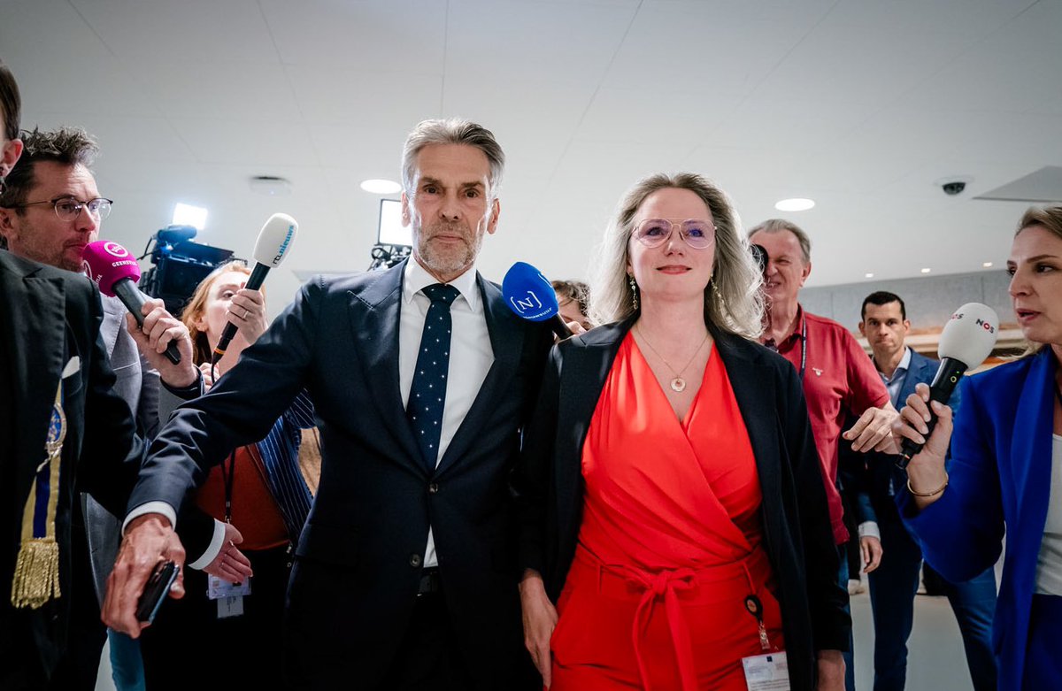 Bart Maat tweet media