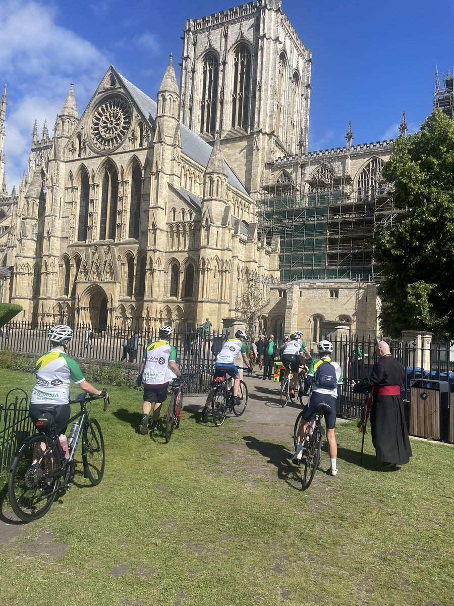 🏁 And they are off! <a href="/stjohnambulance/">St John Ambulance England</a> volunteers and our Lord-Lieutenant <a href="/joropner1/">jo ropner</a> start their cycle from <a href="/CityofYork/">City of York Council</a> to <a href="/cityoflondon/">City of London</a>, with a blessing from <a href="/York_Minster/">York Minster</a>. Do support them. <a href="/yorkpress/">The Press</a> <a href="/theyorkmix/">YorkMix</a> <a href="/thisisyo1/">YO1 Radio</a> <a href="/yorkshirepost/">The Yorkshire Post</a> <a href="/StJohnEngland/">St John England</a> justgiving.com/team/teamsja-c…