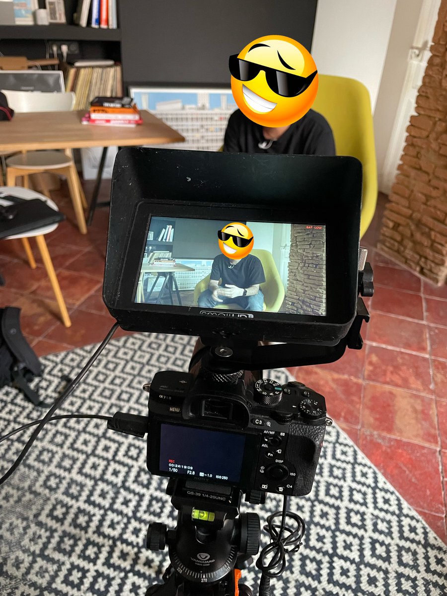 simplementAnth0's tweet image. 🔥 Premier tournage du nouveau projet YouTube

Je compte lancer une série de vidéos/portrait sur des profils créatifs/numérique à destination de YT.

La chaîne actuelle deviendrait une chaîne &quot;replay&quot; et une chaîne principale pourrait voir le jour.

Vous en pensez quoi ?