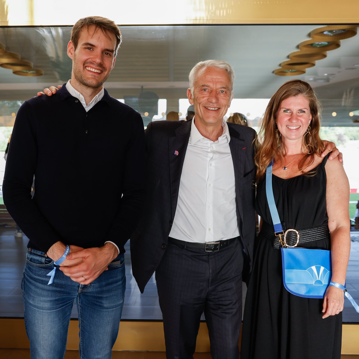 Le <a href="/comex40medef/">Comex40 du Medef</a> était rassemblé en force hier soir ! Un exceptionnel moment redynamisant partagé avec cette nouvelle génération de dirigeants engagés au service de l’action collective, de la communauté des entrepreneurs et d’un <a href="/Medef/">Mouvement des Entreprises de France</a> plus influent et plus militant.
Merci et