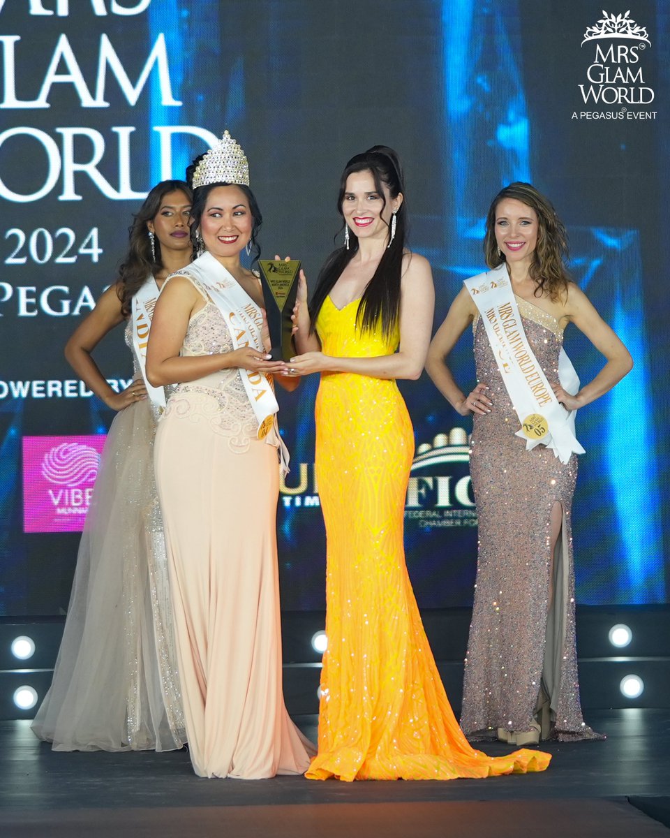 MrsGlamWorld1's tweet photo. Mrs Glam World 2024

Mrs Glam World North America – Canada

@sajearthresort &amp; @dqueworld presents Mrs Glam World 2024 powered by @manappuramofficial @dquesoap @vibemunnar @uniquetimesmagazine #ficf

An event by: @pegasusglobalpvtltd
Event directed by : @ajitpegasus https://t.co/A6OWA4FlWK