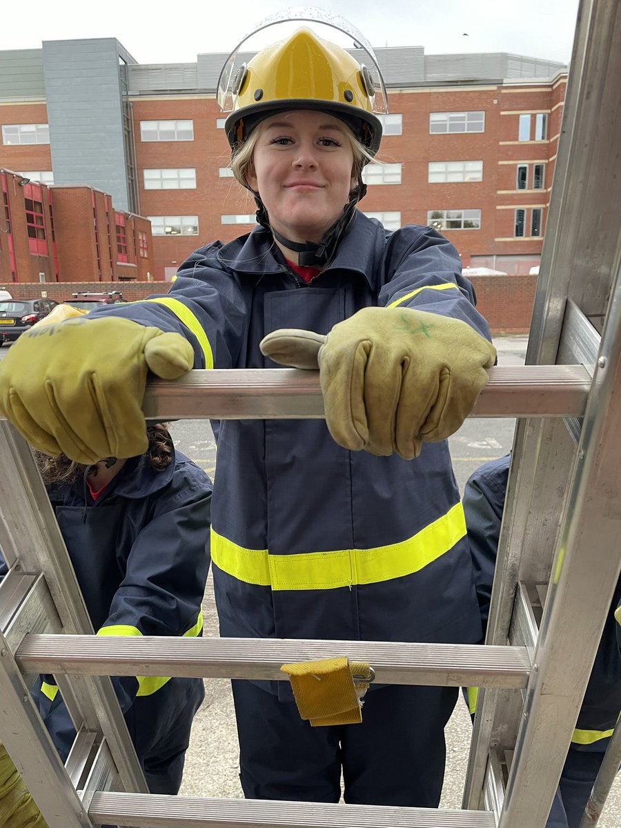 NCooper1880258's tweet image. All new experiences over the year. If you want to challenge yourself, we are recruiting for all units. Wythenshawe, Bury, Eccles and Bolton. Email for info
futureheroes@manchesterfire.gov.uk. Be part of something unique. @manchesterfire