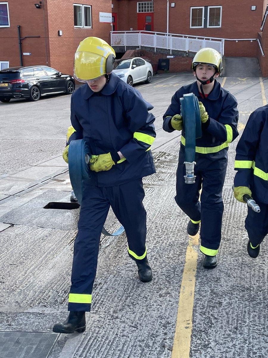NCooper1880258's tweet image. All new experiences over the year. If you want to challenge yourself, we are recruiting for all units. Wythenshawe, Bury, Eccles and Bolton. Email for info
futureheroes@manchesterfire.gov.uk. Be part of something unique. @manchesterfire