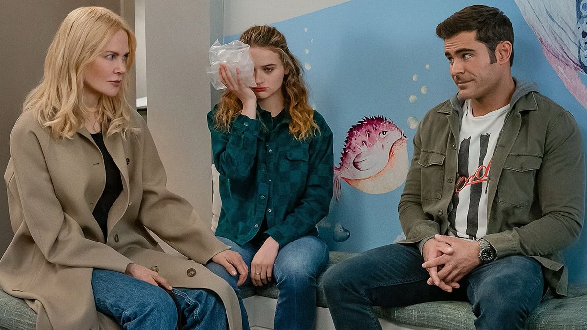Erfesh's tweet photo. Brook: Bye, Chris.
Chris: Bye. See ya.
Zara: You’re not Jack and Rose. Just get out of the car!

🎬 AFamilyAffair# 

بروک: خداحافظ، کریس.
کریس: خداحافظ. می‌بینمت.
زارا: شما جک و رز نیستید. یالا از ماشین پیاده شو! https://t.co/Mba1awnd81