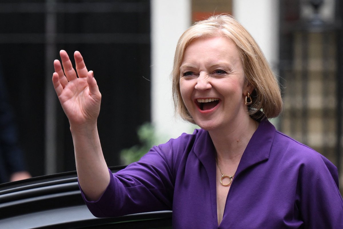 DrSugg's tweet image. Ladies and gentlemen...
the filth has now left the building.
#ToryWipeout #TorySewageParty #hope #hopenothate #racism #BrexitChaos #GeneralElection2024