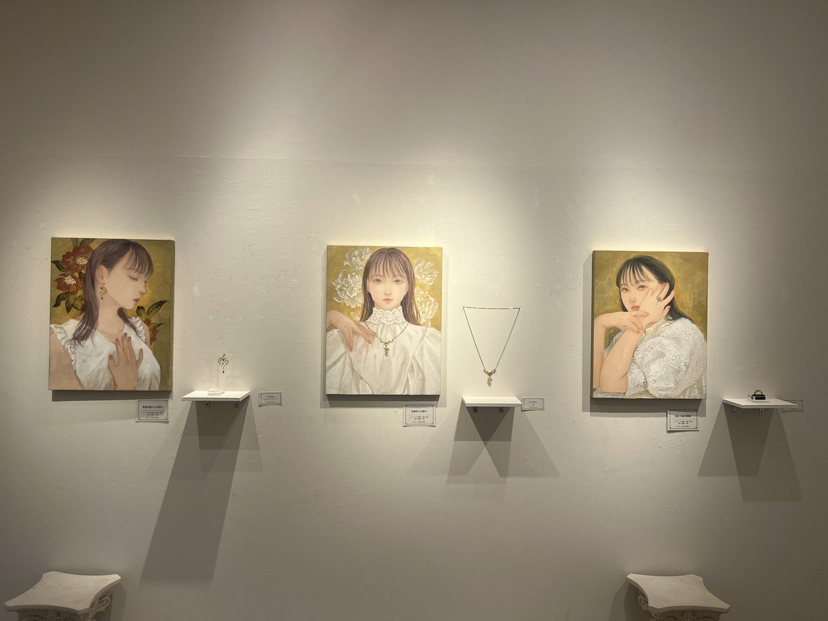 本日より大阪の乙画廊さんで個展始まりました！土日在廊予定ですので、お時間ございましたらぜひ、足をお運びください。