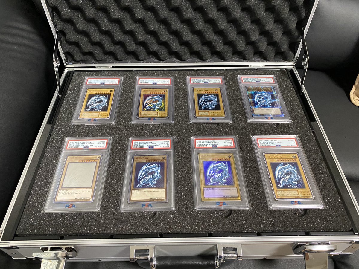 前頼んだ海馬セットのトランクにぴったりのPSA鑑定収納兼飾る用の