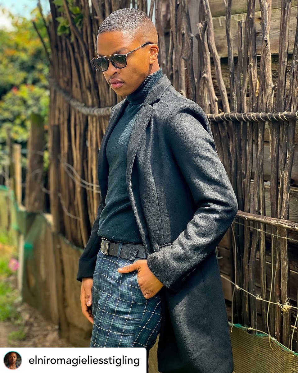 Markham_1873's tweet photo. New week, new #MKMStyle #WeekendFresh vibe check! 🔥
Tag us in your best #MKMStyle pics and looks. We love seeing how you make Markham yours with your standout style!
#MakeYourMark #MarkhamMen #StyleInspiration https://t.co/mSfY4GWMhb