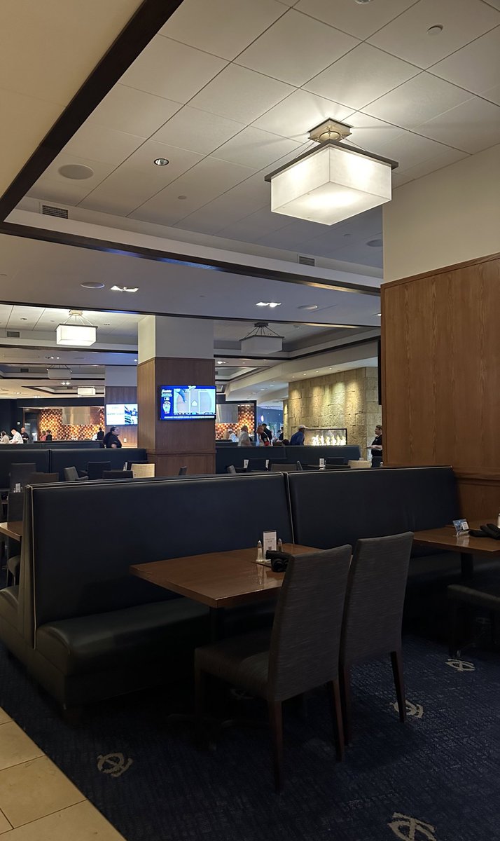 lildocd's tweet photo. Twins win! @Twins did not let rain keep them from victory. Also, I learned today how the team got its name π€¦π½ββοΈduh. Sixth car to arrive for the game. Great food and great company #AmericanPasttime #TargetField #baseball #ChampionsClub #MinnesotaTwins #FourthOfJuly #Happy4thofJuly https://t.co/FDa0BTqAKd