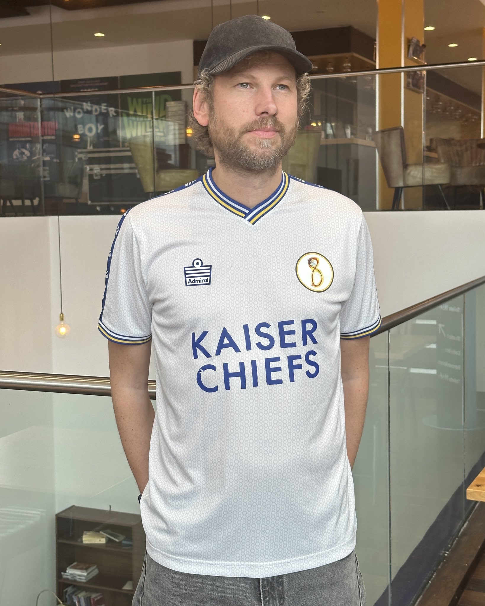 Kaiser chiefs football shirt hot sale