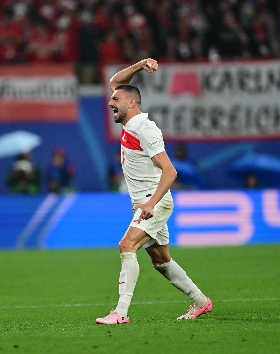 erhankpnk's tweet photo. #BeFairUEFA https://t.co/ZugBgfjCT6