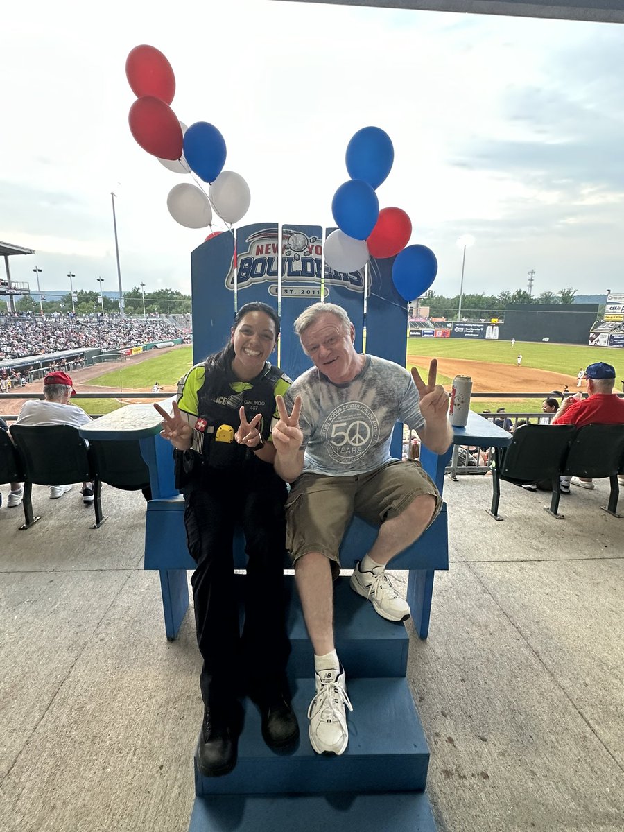 Ramapo_PD's tweet photo. 🎆 A huge thank you to everyone who came out to enjoy a fun night at the New York Boulders Baseball game at Clover Stadium, followed by the spectacular fireworks display! Your presence and community spirit made the evening truly special. 🚓⚾️✨ #RamapoPD #NYBoulders #FireworksFun https://t.co/soO0EiSrRE