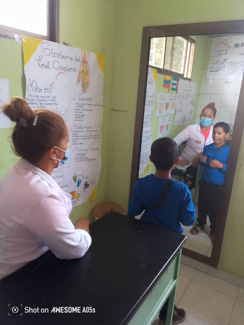 Exelente trabajo el del personal médico cubano 
<a href="/campo_cdi/">CDICampoCarabobo</a>
<a href="/cubacooperaven/">Brigada Médica Cubana en Venezuela</a> 
<a href="/mmcvencar/">Brigada Médica Cubana en Carabobo</a> 
#CubaPorLaVida 
#CubaCoopera