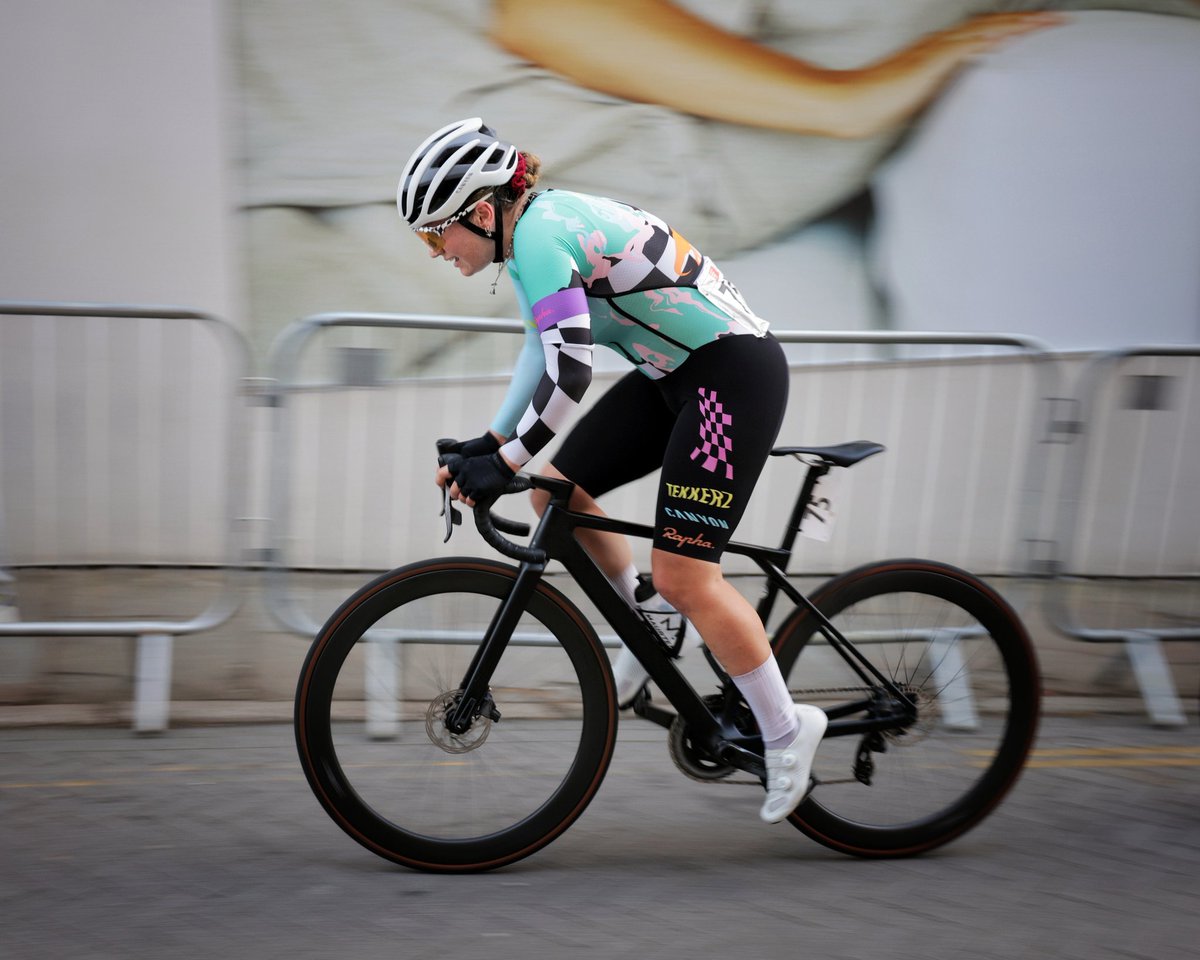 .<a href="/amyperryman_/">Amy Perryman</a>  of <a href="/TEKKERZcc/">TEKKERZ</a> in Wednesday's National Circuit Series race in Guildford #NatRoadSeries