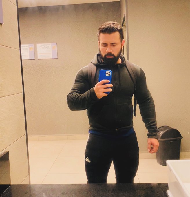 Watch Asher Lopez 's leaked NSFW photo on TwXstars