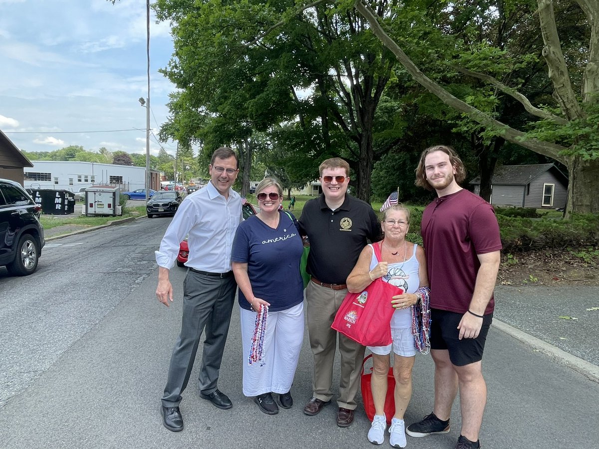 JamesRKernIII's tweet photo. Nice time celebrating Independence Day around Warren County. Hope you had a safe and enjoyable holiday! 🇺🇸 https://t.co/oLNy3h01E8