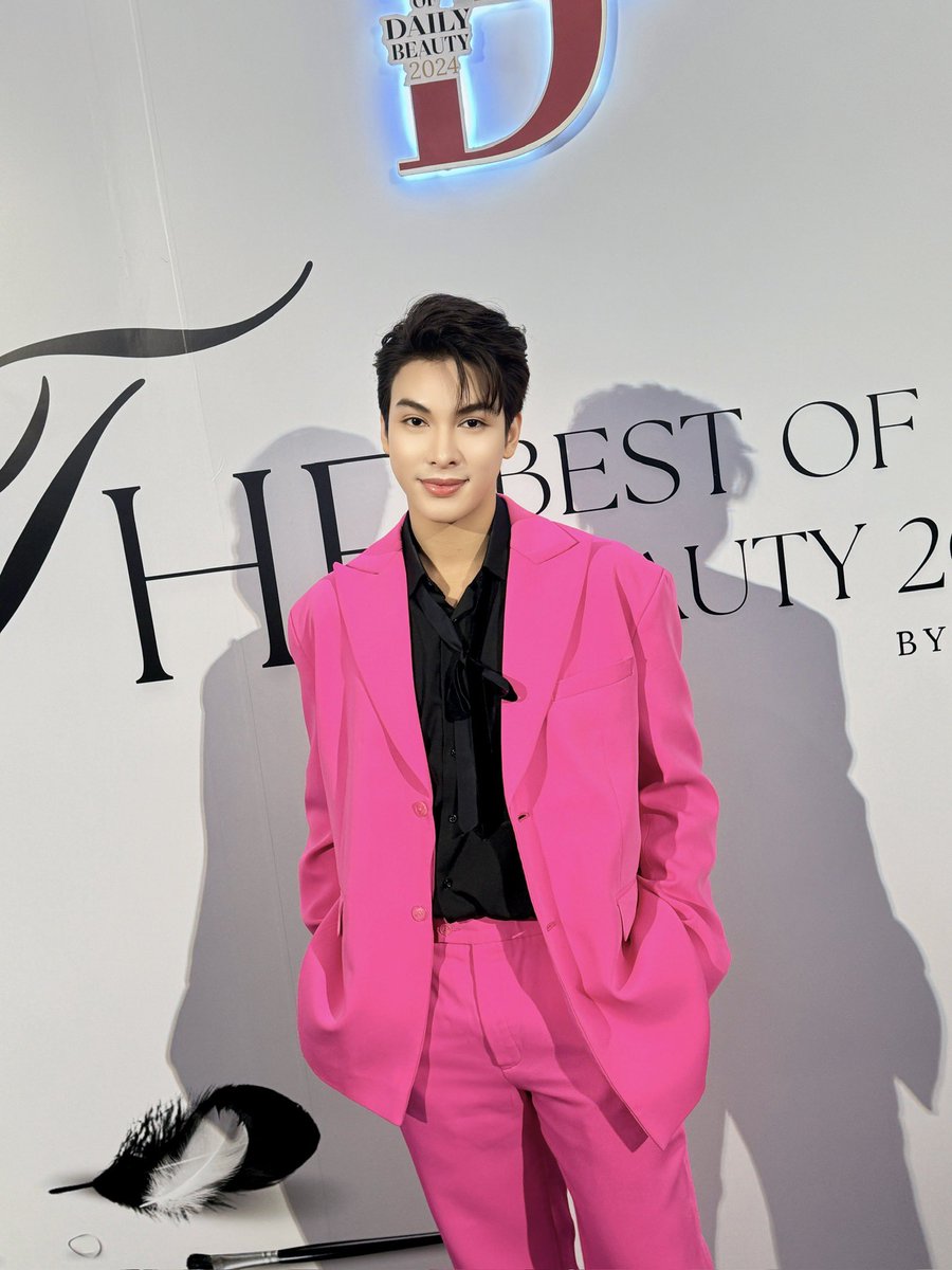 Frame_Ritchanon's tweet photo. “THE BEST OF DAILY BEAUTY 2024 BY DAILYNEWS”
To find the best of beauty products of the year 2024 under the concept “Because we believe that beauty can be created”
#Dailynews
#Dailynewsonline
#TheBestofDailyBeauty
#frame 
#frameritchanon 
#frame_ritchanon https://t.co/jTigaOafYb