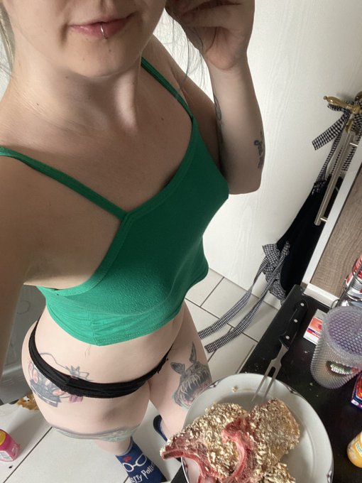 welches st&uuml;ck fleisch ist geiler ? #cooking https://t.co/bgYQbm2qRa<a href="/tag/cooking"class="tags">#cooking</a>