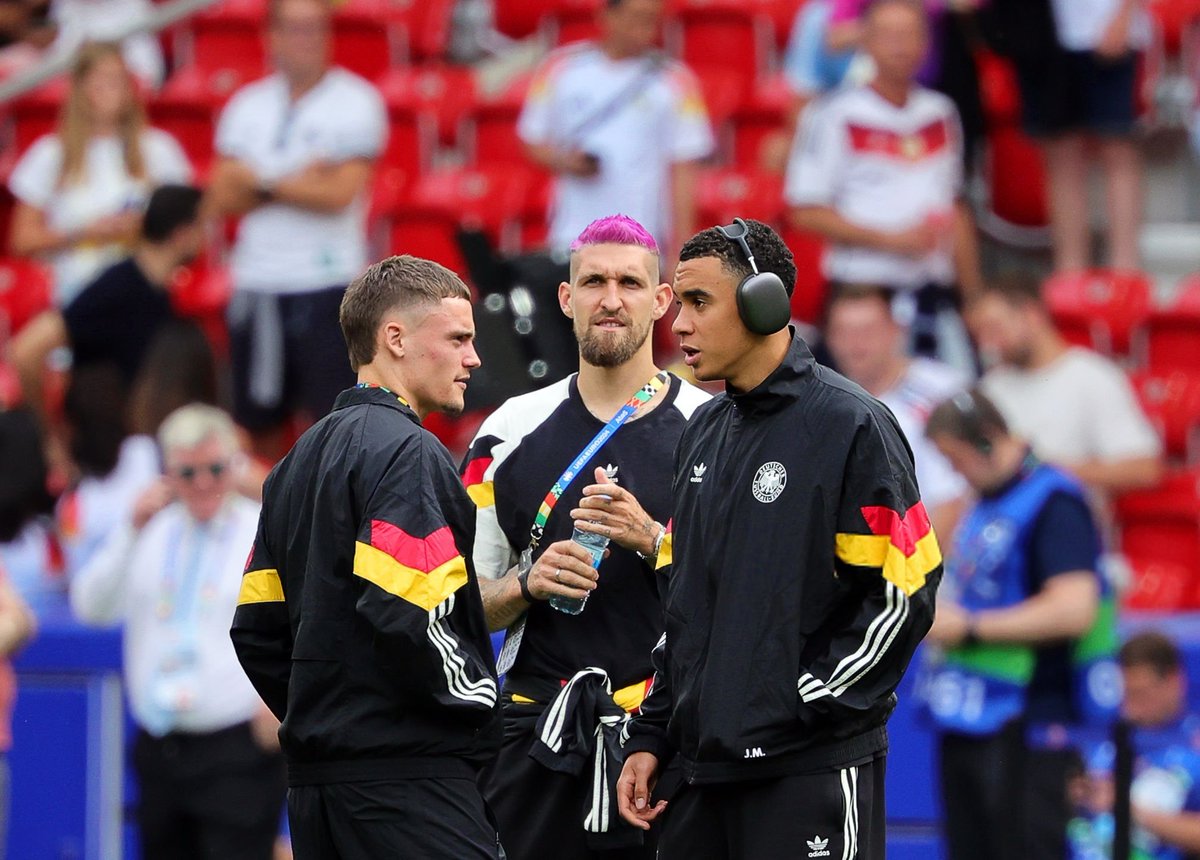 iMiaSanMia's tweet photo. #ESPGER ๐ช๐ธ๐ฉ๐ช https://t.co/FGWLfN6hxN