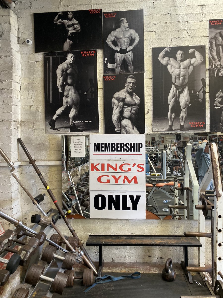davesheahan1's tweet image. This was the last place I wanted to be BUT the most important place I needed to be!! Got through Back/Delts/Tris &amp;amp; even managed progress!! The mind is so powerful when it’s harnessed! Exercise is medicine for the mind👍👊💪

#bodybuilding #veganbodybuilding #mindset #Achievegoals