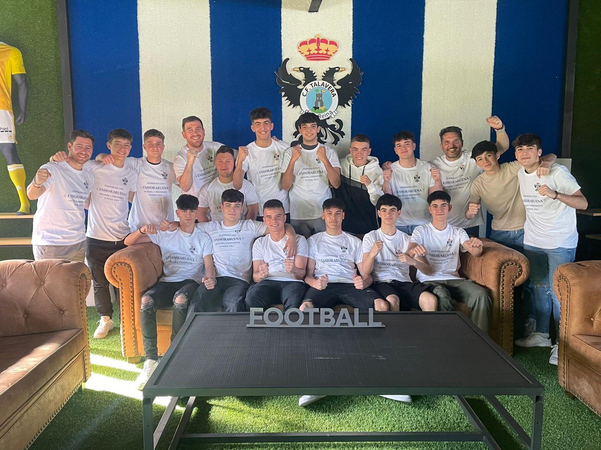 CanteraCFT's tweet photo. 📣𝐀𝐒𝐂𝐄𝐍𝐒𝐎 𝐀 𝐏𝐑𝐄𝐅𝐄𝐑𝐄𝐍𝐓𝐄
Nuestro Juvenil sala Autonómica jugará la temporada que viene en Preferente. 

🔝 En su primer año terminó segundo de grupo, pero la renuncia del Sierra San Vicente posibilita su ascenso.

💪¡𝗘𝗻𝗵𝗼𝗿𝗮𝗯𝘂𝗲𝗻𝗮!
#CanteraCeramica https://t.co/EEuLqihgZJ