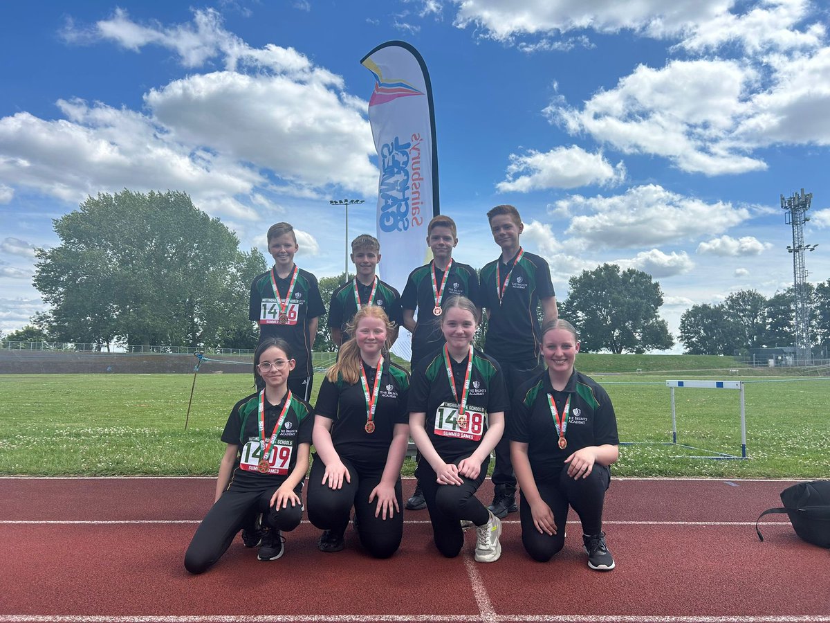 Great day of sport with Notts School Games 🤩 celebrating the Yr. 7 Olympic Challenge.  Nerf shooting, rowing and golf followed by Athletics 🙌🏻 
Fantastic day with fantastic students and staff <a href="/TheManorAcademy/">The Manor Academy</a> <a href="/BruntsAcademy/">The Brunts Academy</a> <a href="/MedenSchool/">Meden School</a> ⭐️🎉