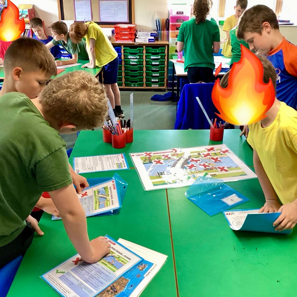 Thank you to <a href="/NorthSom_Fire/">Avon Fire & Rescue Service in North Somerset</a> (part of Avon Fire &amp; Rescue) for coming into #Northleaze5 this afternoon to deliver a really engaging and important workshop. Children learned about hazards in the home, water safety &amp; hoax 999 calls - really vital life skills that we all should know!