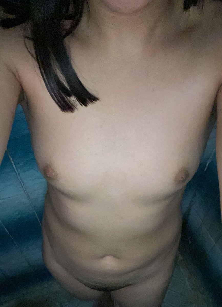 Buenos días mis amores, disfruten su fin de semana!! ☀️. Recuerden que estoy disponible y tengo venta de contenido. Rt y Dm 😛❤️