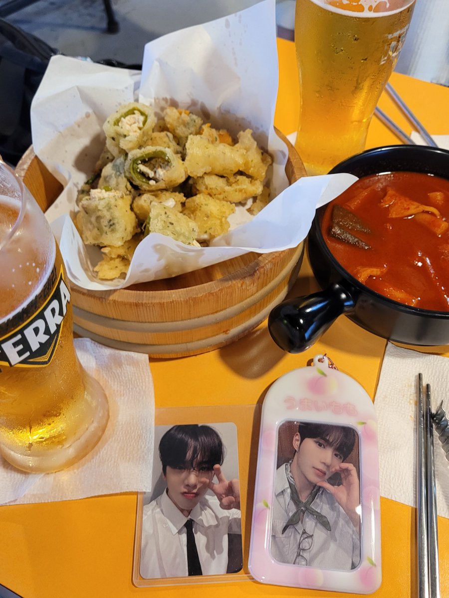 wxndoo's tweet photo. 최강콩프의 내한 너무 기뻐서 시간 가는 줄도 모르고 수다 떨음 💓💓 https://t.co/XuOVifWyRP