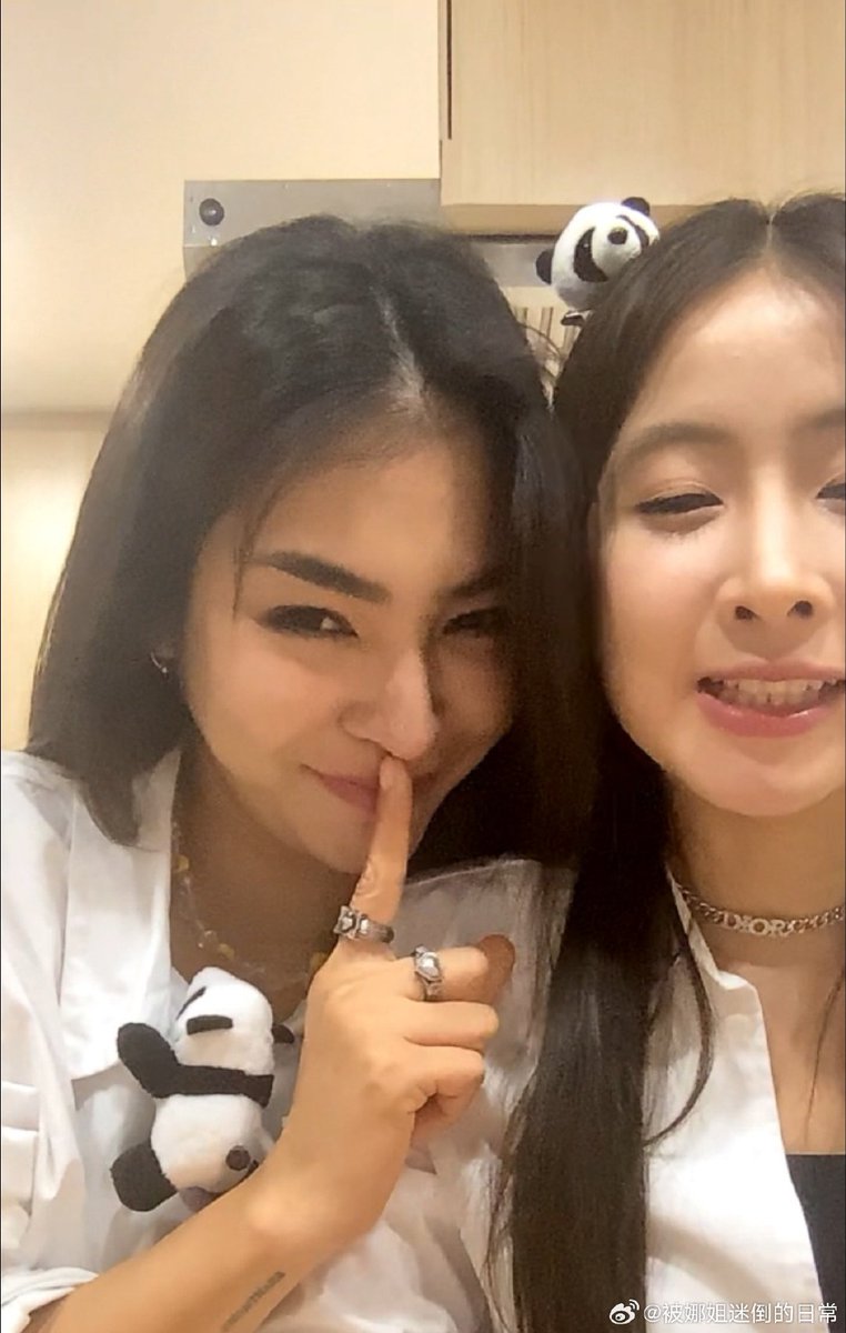 TheSapphicThing's tweet photo. They look so cute I can't with them😭

(btw guys can you reply if we trend in your own country)
FAYEYOKO LIVE TAOBAO
#PandaThaiHousexFayeYoko https://t.co/uFj6OmTJBb