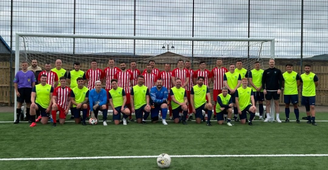 BlackthornRove1's tweet image. **SPONSORSHIP OPPORTUNITY**

Both of Blackthorns new home and away kits are still without a sponsor for the upcoming season. 

As the costs of pitches, travel, and equipment continue to soar, we would welcome any interest in sponsorship for any or both of these strips. 
1/2