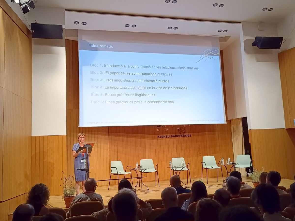 A #11LlenguaSocietat, Elvira Riera, subdir. geb. de Política Lingüística, presenta un nou curs sobre usos i bones pràctiques lingüístiques obert a treballadors de la Generalitat, de les administracions locals i dels ens dependents dissenyat per <a href="/llenguacatalana/">Política Lingüística</a> <a href="/cpnlcat/">Consorci per a la Normalització Lingüística</a> <a href="/eapccat/">EAPC</a>